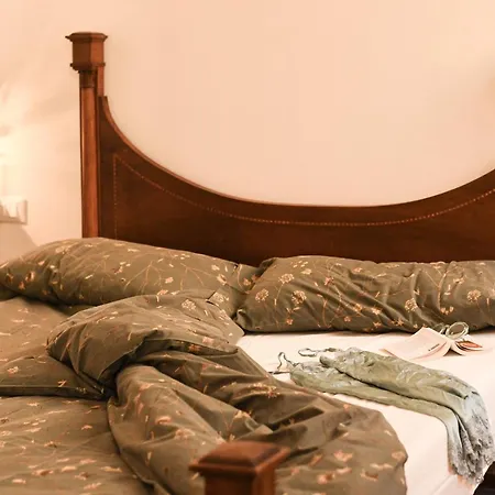 Merli's Nest Alojamento de Acomodação e Pequeno-almoço Ferrara