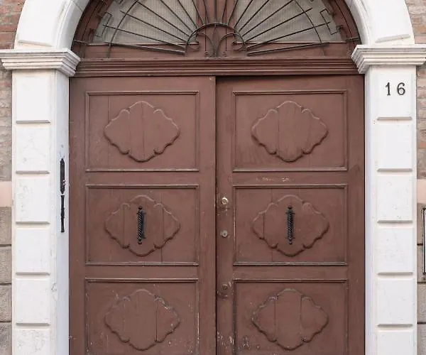 Bed & Breakfast Merli's Nest Ferrara